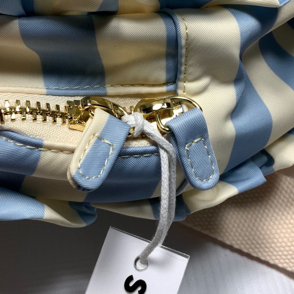 NWT Stoney Clover Lane Ruffle Mini Heart Backpack - Picture 5 of 8